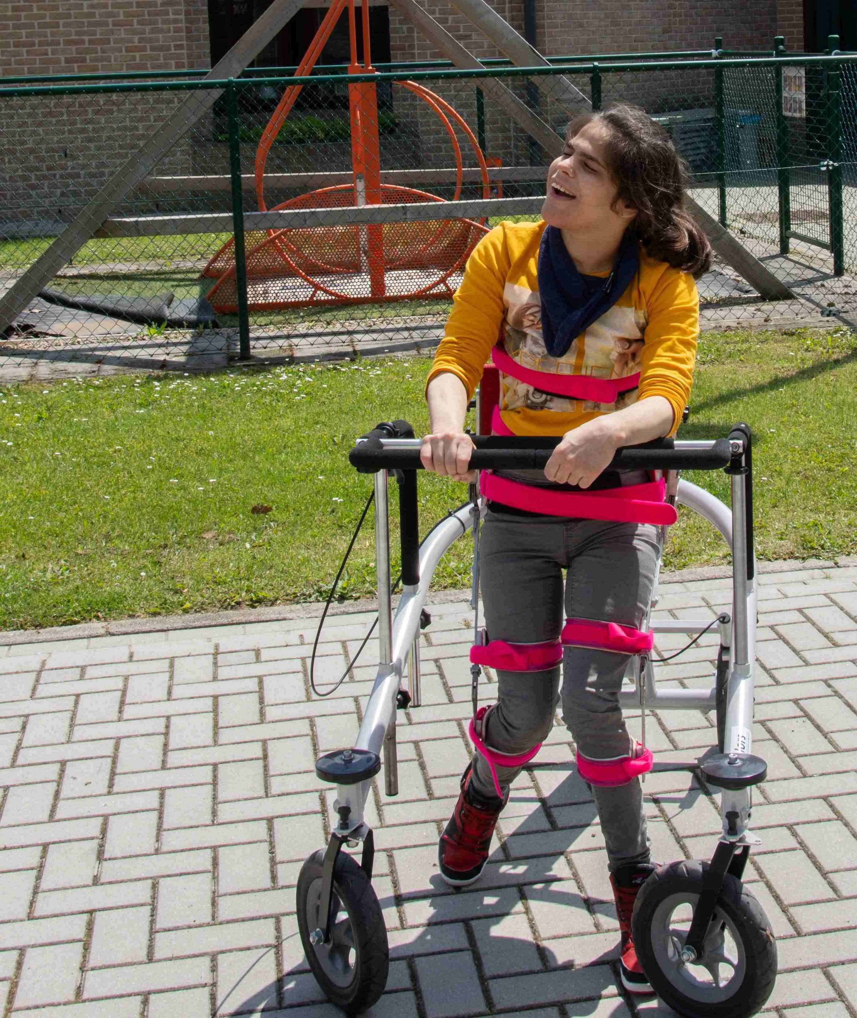 Spronken bied de mobiliteitsoplossingen op maat van jouw lichaam en leefwereld.